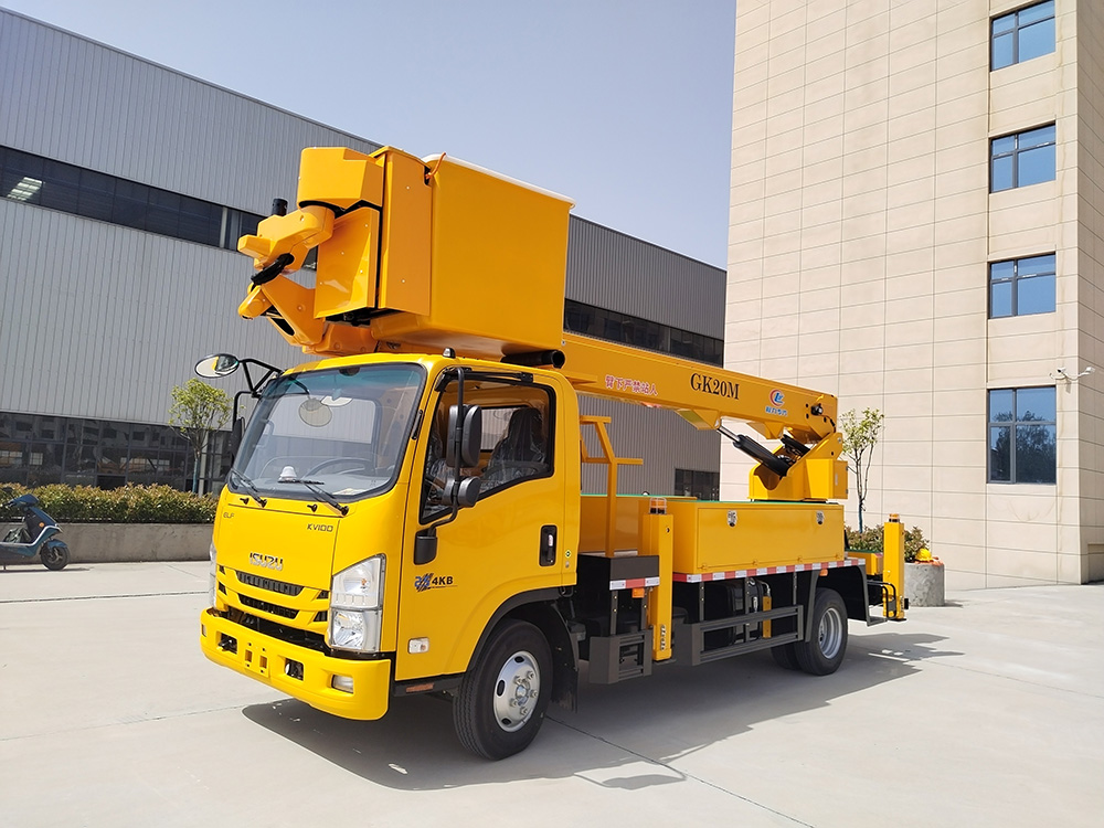 前置斗五十铃130马力绝缘臂高空作业车