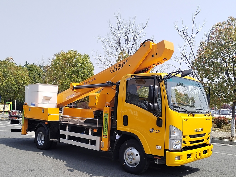 五十铃130马力绝缘臂高空作业车