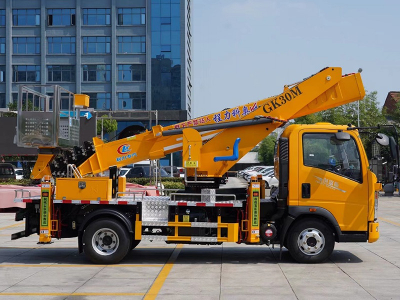 豪沃30米蓝牌高空作业车