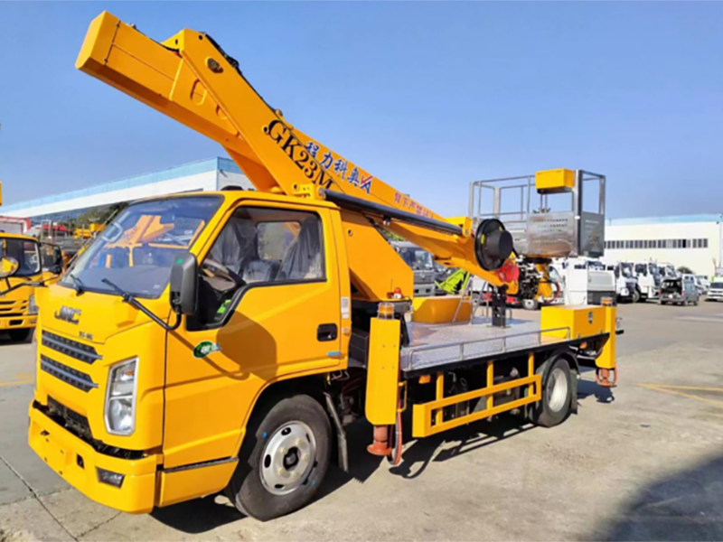 江铃顺达23米型高空作业车