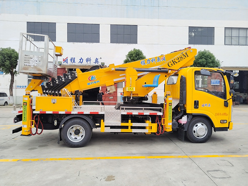 五十铃28米2.82高度蓝牌型高空作业车