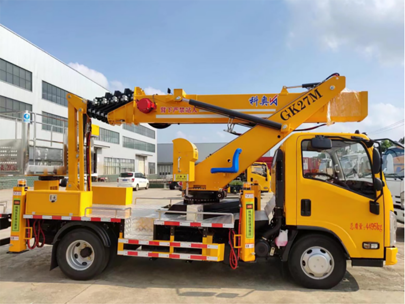 五十铃小飞臂27米蓝牌型高空作业车